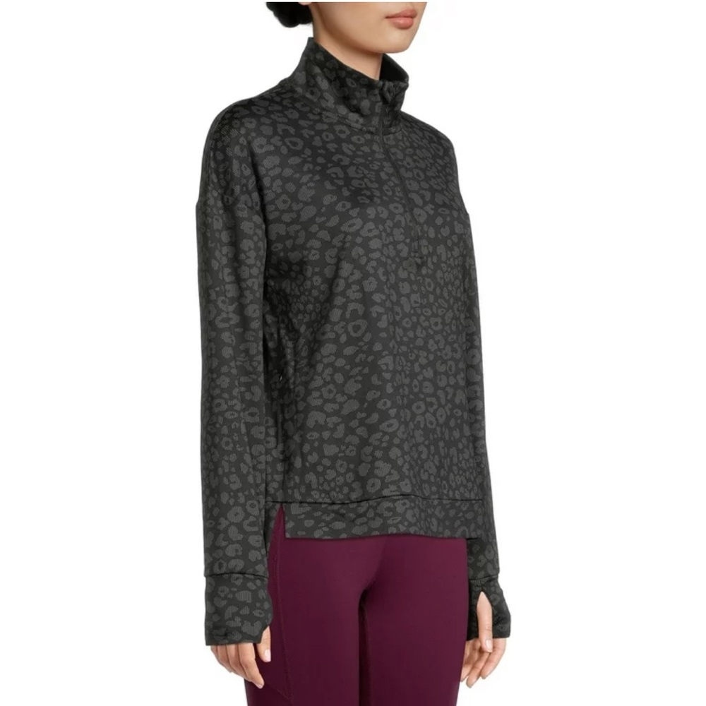 Quarter zip pullover